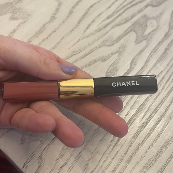 Chanel Le Rouge Duo Ultra Tenue Double Side Lipstick Shade 154 Intense Caramel
